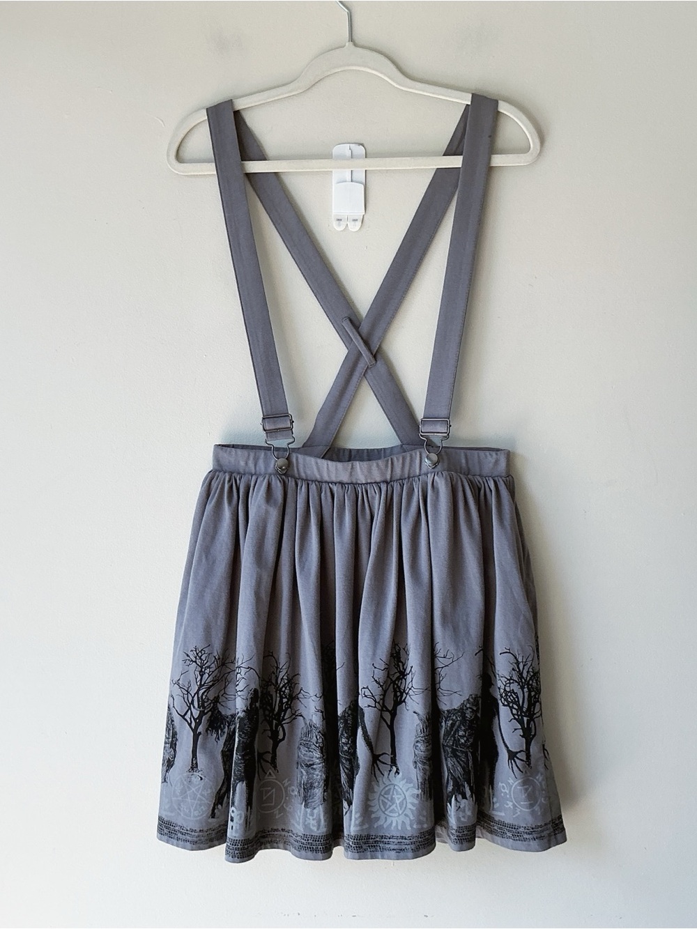 Hot Topic Supernatural Monsters Suspender Skirt Size MD - Picture 4 of 10